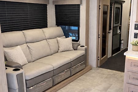 Travel trailer