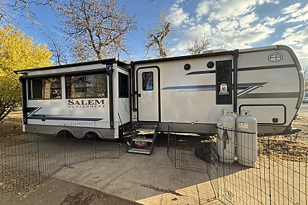 Travel trailer