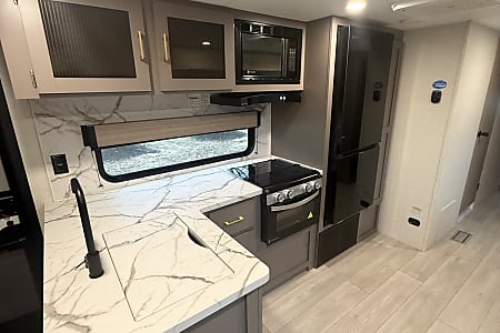 Travel trailer