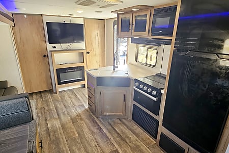 Travel trailer