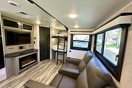 Travel trailer