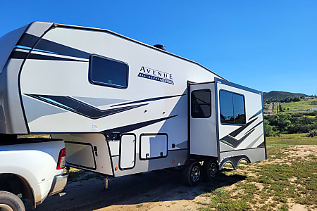 Fifth-wheel