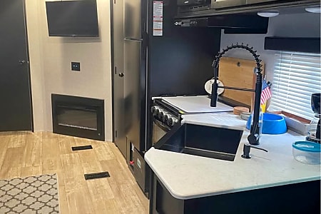 Travel trailer