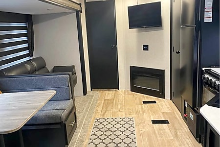 Travel trailer