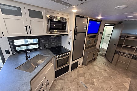 Travel trailer