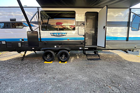 Travel trailer