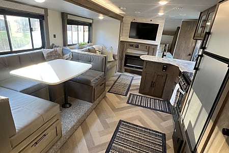 Travel trailer