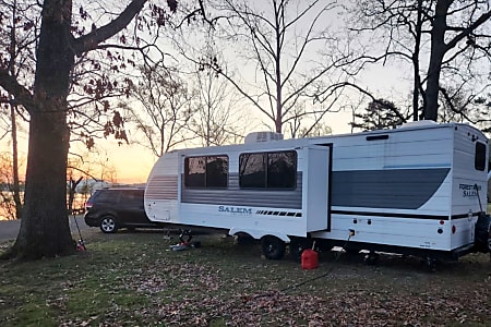 Travel trailer