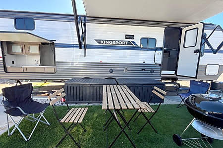 Travel trailer