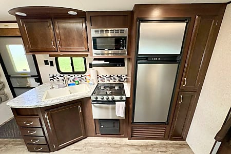 Travel trailer