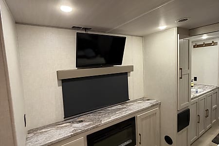 Travel trailer