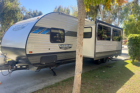 Travel trailer