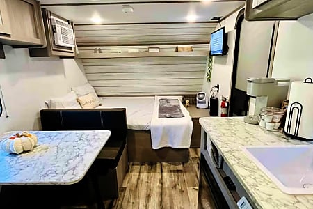 Travel trailer