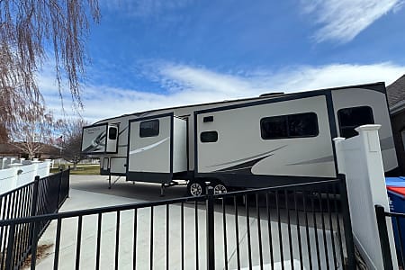 Fifth-wheel
