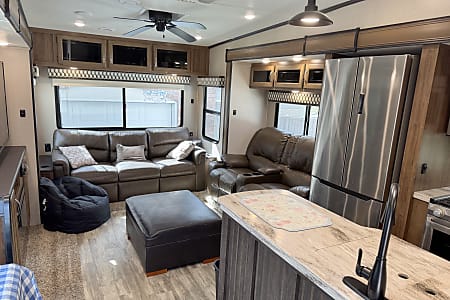 Fifth-wheel