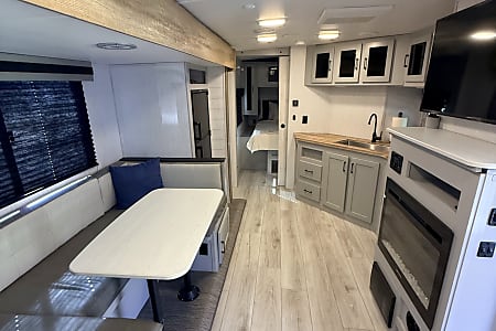 Travel trailer