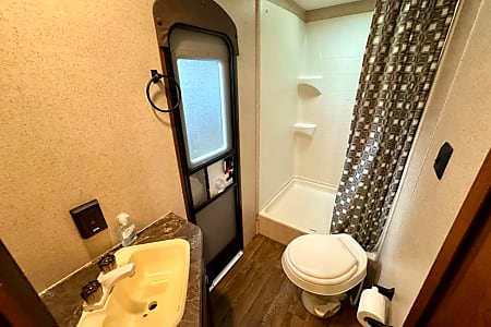 Travel trailer
