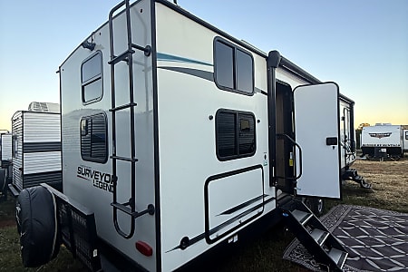 Travel trailer