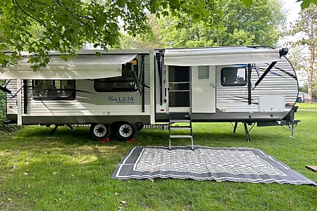 Travel trailer