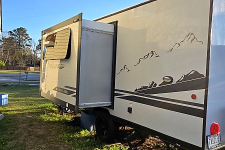 Travel trailer