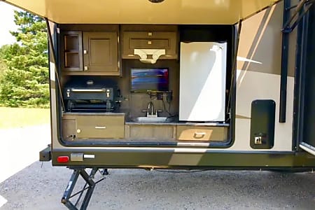 Travel trailer