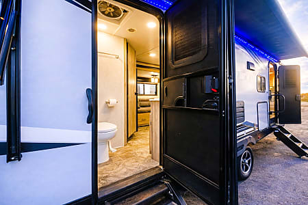 Travel trailer