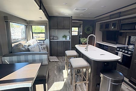 Travel trailer