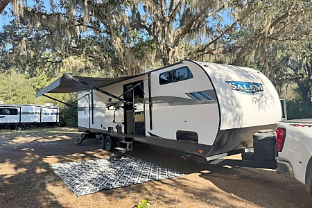 Travel trailer