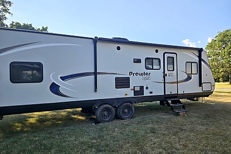 Travel trailer