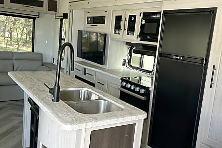 Travel trailer