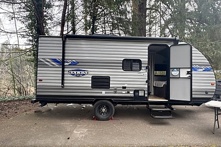 Travel trailer