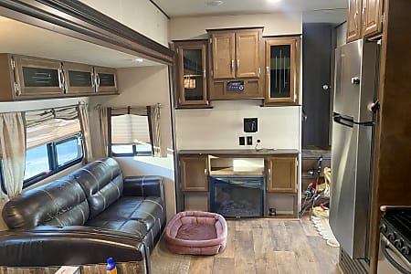 Fifth-wheel