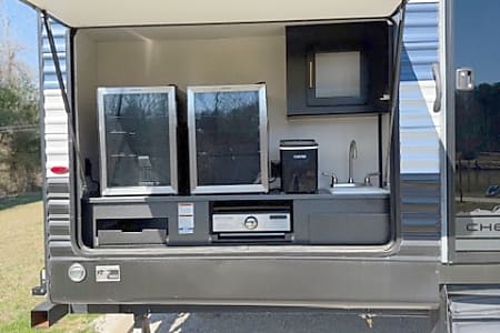 Travel trailer