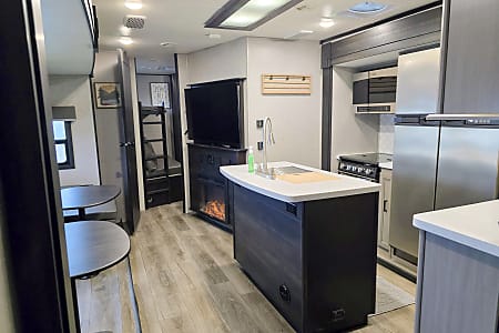 Travel trailer