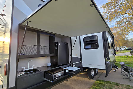 Travel trailer