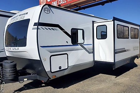 Travel trailer