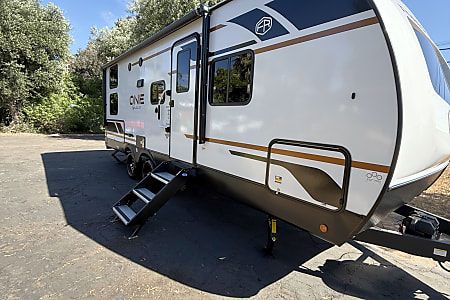 Travel trailer