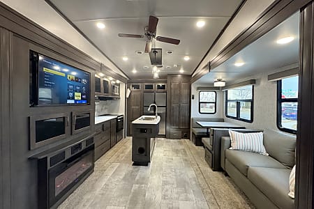 Fifth-wheel