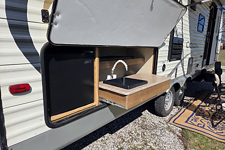 Travel trailer