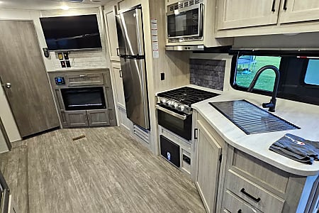 Travel trailer