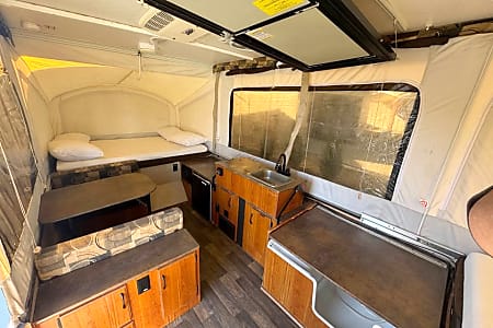 Folding trailer