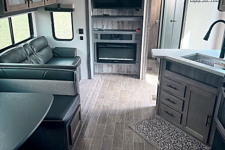 Travel trailer