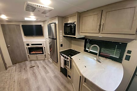 Travel trailer