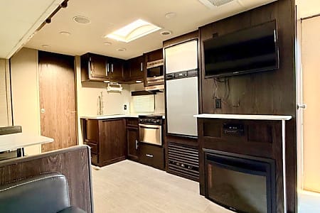Travel trailer