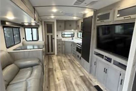 Travel trailer