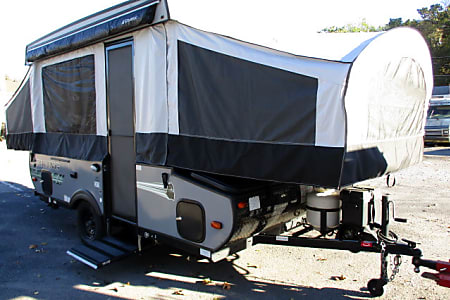 Folding trailer