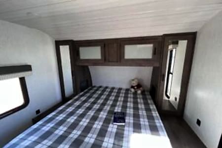 Travel trailer