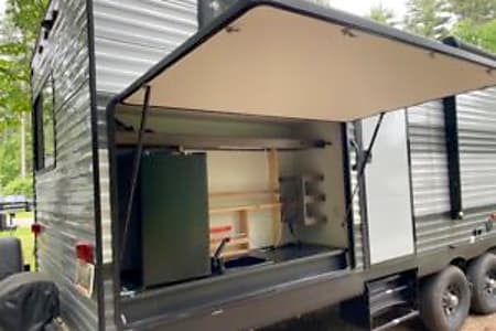 Travel trailer