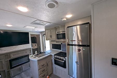 Travel trailer
