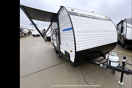 Travel trailer